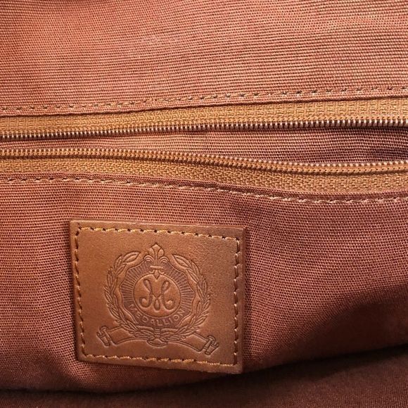 Wathne Medallion Brown Embossed Leather Handbag - Picture 5 of 7